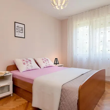 Apartman Perna Appartement